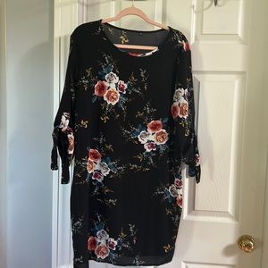 XXL women’s Black floral dress